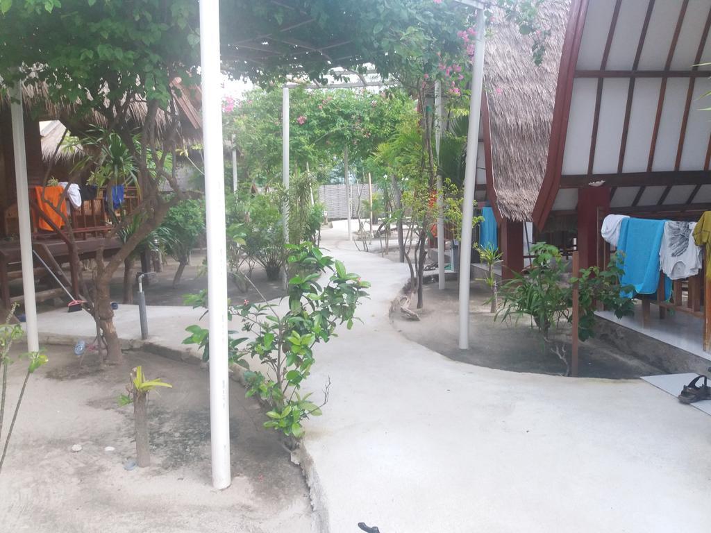 Balenta Bungalow Gili Meno Hotel Екстериор снимка