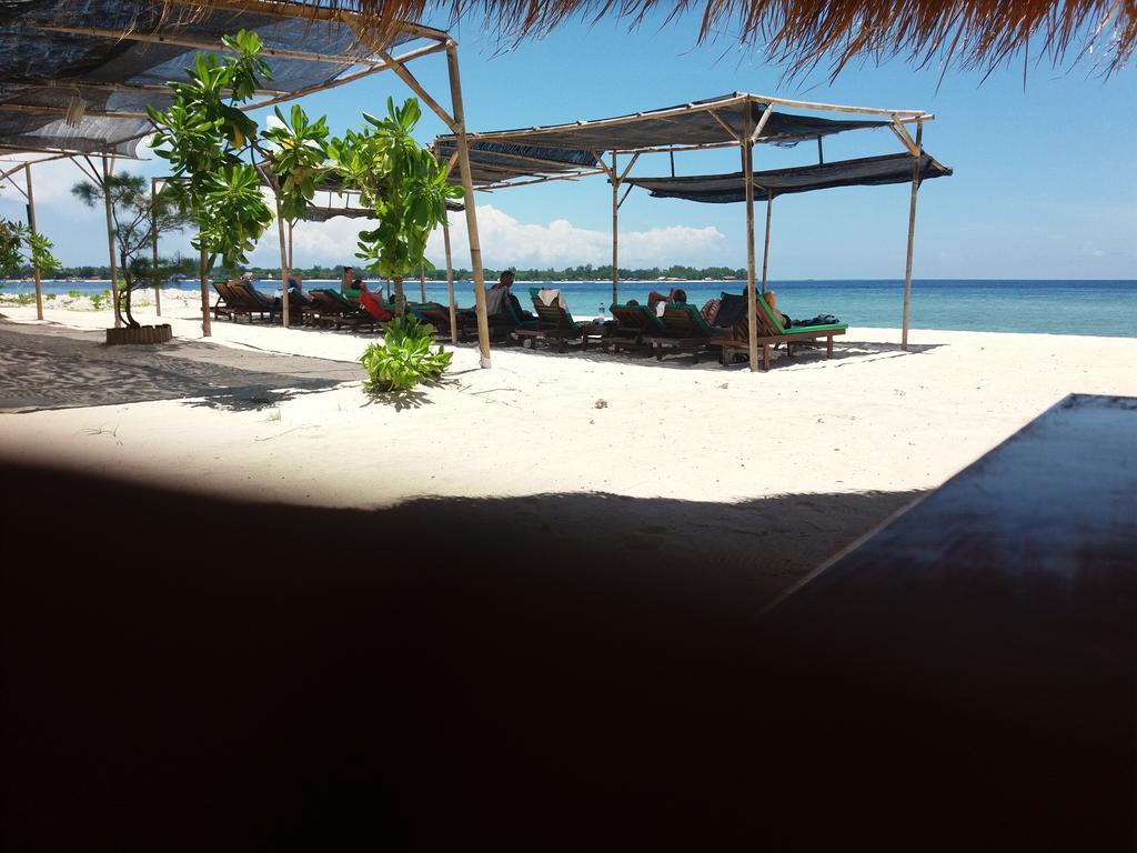 Balenta Bungalow Gili Meno Hotel Екстериор снимка