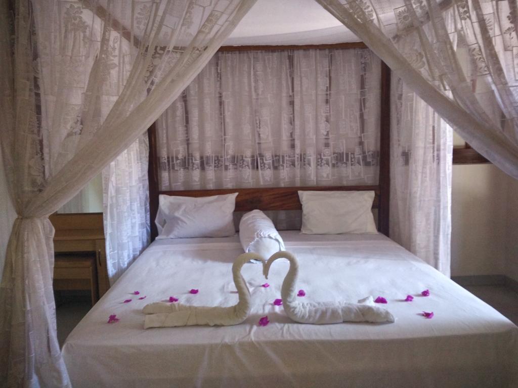 Balenta Bungalow Gili Meno Hotel Екстериор снимка